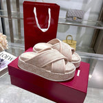 Pre Order Luxury Logo Cross Platform Slides