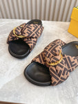 Pre Order Luxury Logo Cushion Cross Slides