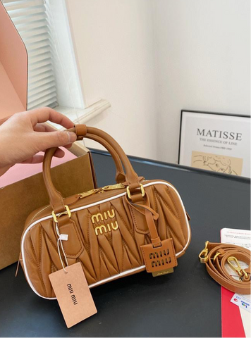 Pre Order Napa Luxury Logo Leather Bag