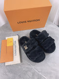 Pre Order Luxury Fur Gold Logo Platform Slippers