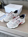 Pre Order White Runners With Luxury Red Design